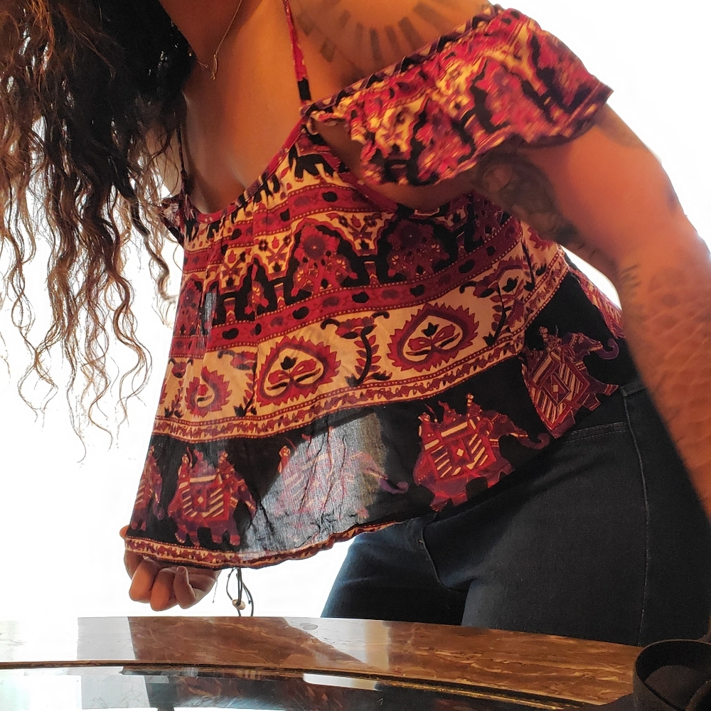 Crop top